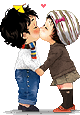 Garotinho e garotinha se beijando